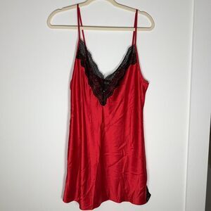 Victoria's Secret Satin Red Black Lace Chemise Babydoll Size LG